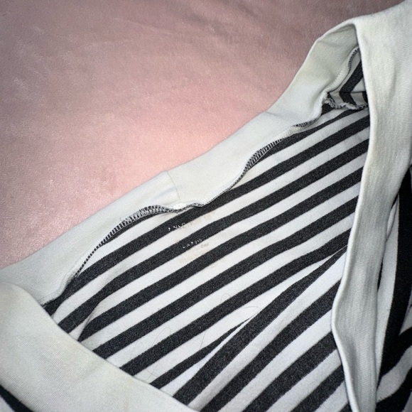 Black & White Striped Off-Shoulder Crop Top · Fits S/M - Picture 2 of 6